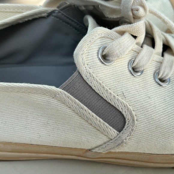 Ivory-ish sneakers from Zara - Picture 7 of 9